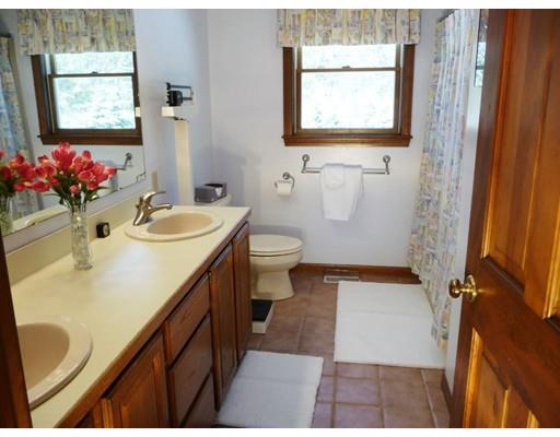 12 Old Mill Rd, Windham, NH 03087 photo 24