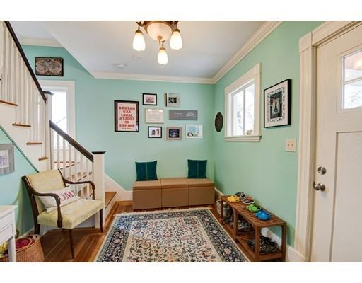7 Beacon St, Danvers, MA 01923 photo 4