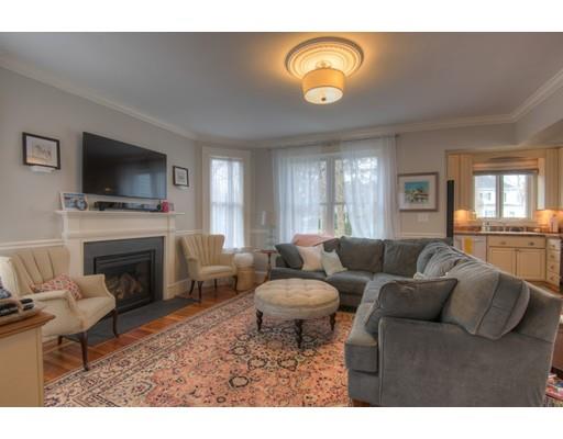 7 Beacon St, Danvers, MA 01923 photo 5