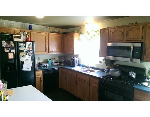 106 Raymond St, Fall River, MA 02723 photo 6