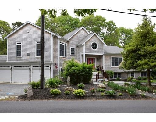 724 Santuit, Cotuit, MA 02635 photo 2