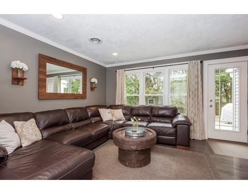 72 Squire Ln, Springfield, MA 01118 photo 17