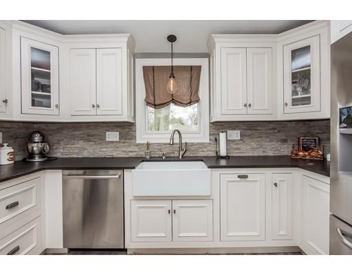 72 Squire Ln, Springfield, MA 01118 photo 6