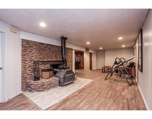 72 Squire Ln, Springfield, MA 01118 photo 25