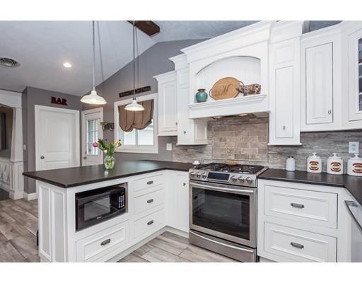 72 Squire Ln, Springfield, MA 01118 photo 7
