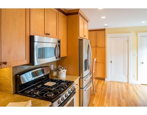 7 Merrill Rd, Marblehead, MA 01945 photo 4