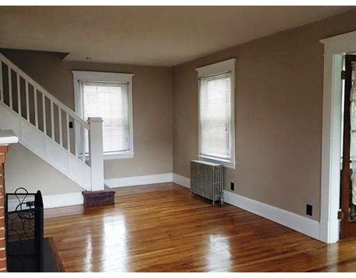 30 Merritt St, Springfield, MA 01109 photo 4