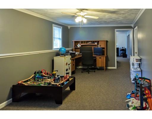 57 Stoney Brook Dr, Sutton, MA 01590 photo 19
