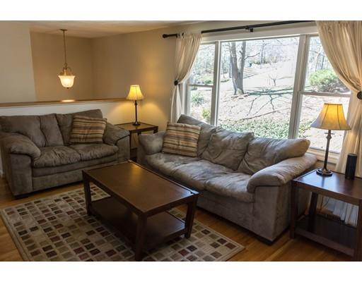 57 Stoney Brook Dr, Sutton, MA 01590 photo 4
