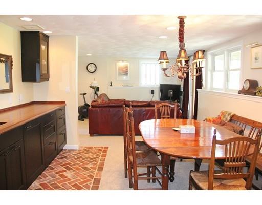 2 Breezy Point Rd, Gloucester, MA 01930 photo 12