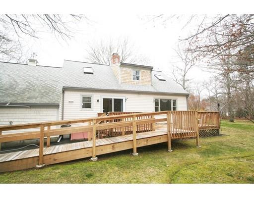 28 Sandy Fox Dr, Mashpee, MA 02649 photo 10