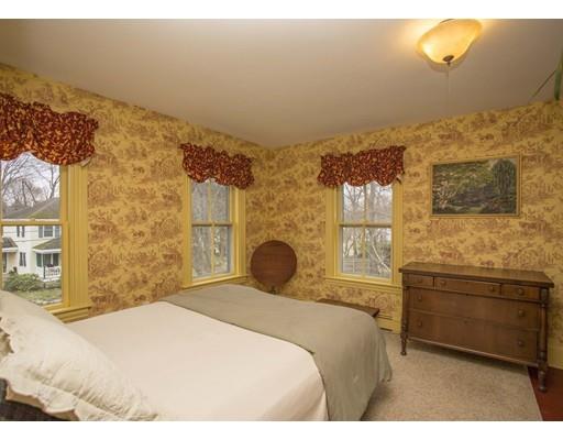 31 Maple Ave, Sharon, MA 02067 photo 15