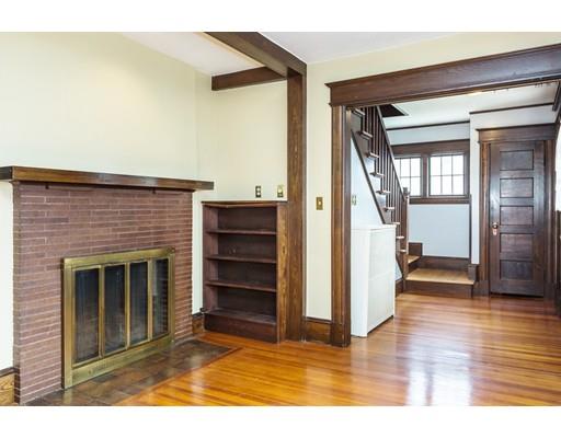 4 Larkspur St, Springfield, MA 01108 photo 5