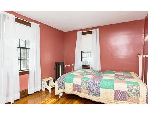 4 Larkspur St, Springfield, MA 01108 photo 18
