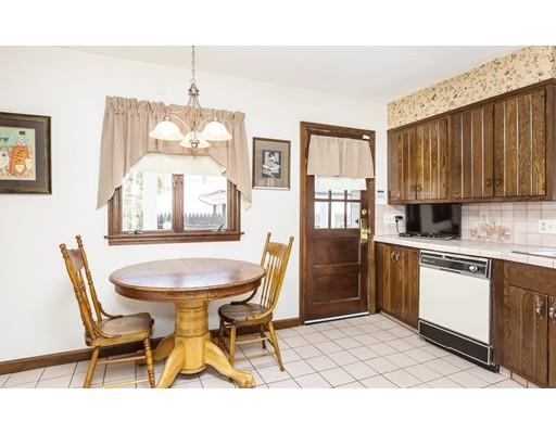 4 Larkspur St, Springfield, MA 01108 photo 13