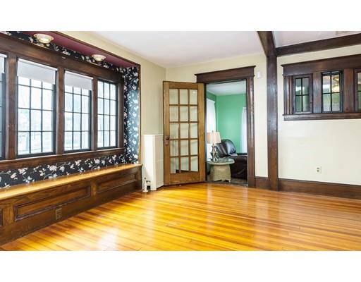 4 Larkspur St, Springfield, MA 01108 photo 8