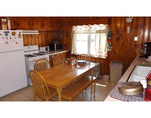 8 Emerson Rd, Worcester, MA 01606 photo 3