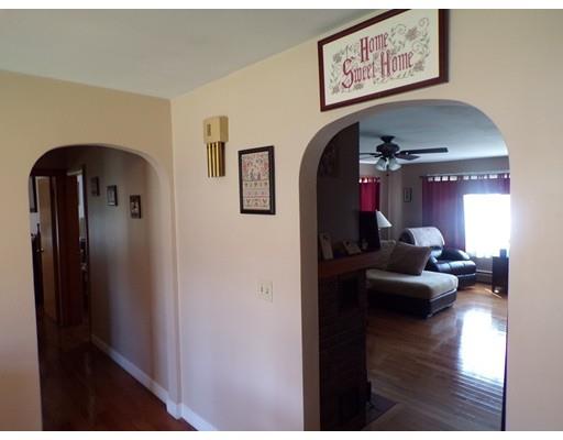 123 Thompson Rd, Webster, MA 01570 photo 10