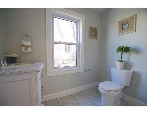 8 Bates Park Ave, Beverly, MA 01915 photo 10