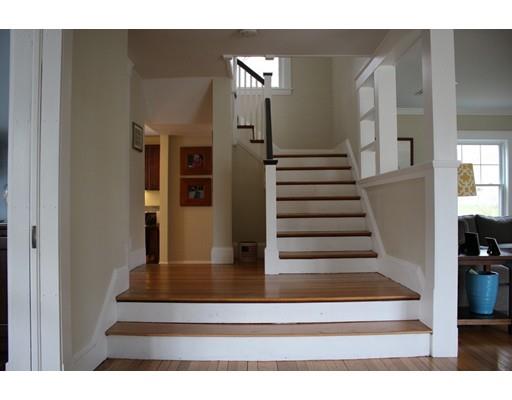 3 Mount Vernon St, Reading, MA 01867 photo 2