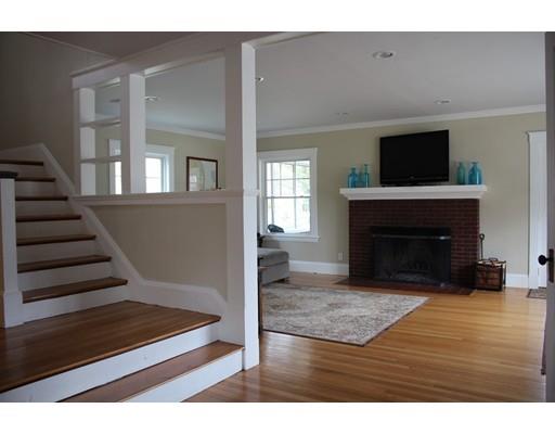 3 Mount Vernon St, Reading, MA 01867 photo 4