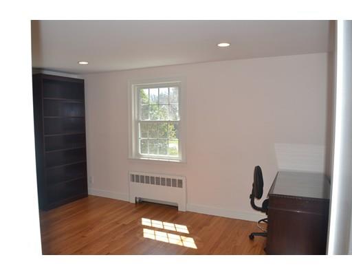 20 Beaufort Ave, Needham, MA 02492 photo 6