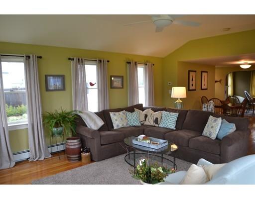 39 Davis St, Mansfield, MA 02048 photo 13