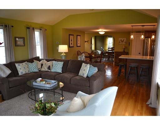 39 Davis St, Mansfield, MA 02048 photo 14