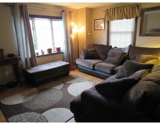 187 Arcadia Blvd, Springfield, MA 01118 photo 12