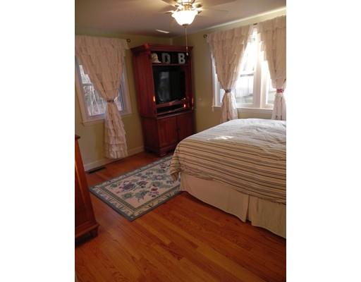 1 Fenmere Ave, Wellesley, MA 02482 photo 11