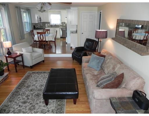 1 Fenmere Ave, Wellesley, MA 02482 photo 4