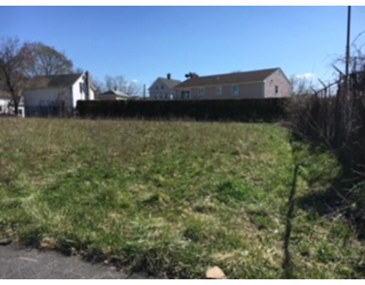 27 Tiffany Dr, Fall River, MA 02722 photo 1