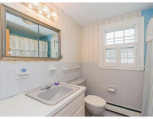 51 Scott Cir, Dedham, MA 02026 photo 15
