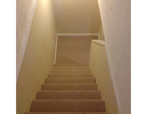 21 Dixfield St, Worcester, MA 01606 photo 13