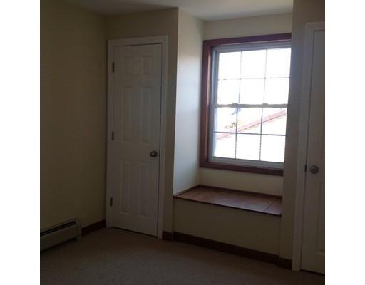 21 Dixfield St, Worcester, MA 01606 photo 18
