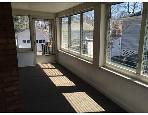 75 Edgemont St, Springfield, MA 01109 photo 3
