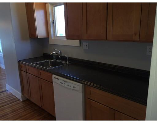 75 Edgemont St, Springfield, MA 01109 photo 9