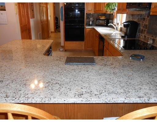 41 Corbin Rd, Dudley, MA 01571 photo 6
