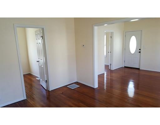 69 Pasadena St, Springfield, MA 01108 photo 7
