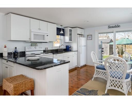 43 Bourne Neck Dr, Bourne, MA 02532 photo 4