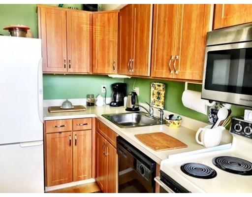 12 Pickett St #E, Beverly, MA 01915 photo 4