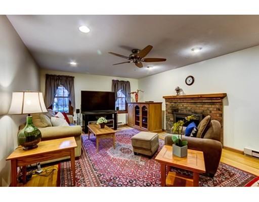 4 Thayer St, Upton, MA 01568 photo 18