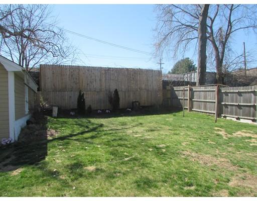 41 Old Point St, Springfield, MA 01109 photo 3