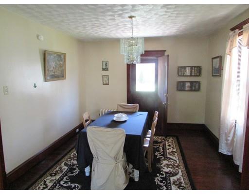 41 Old Point St, Springfield, MA 01109 photo 9
