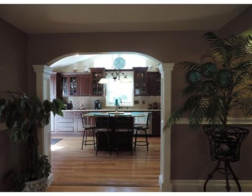 651 Valentine St, Fall River, MA 02720 photo 9