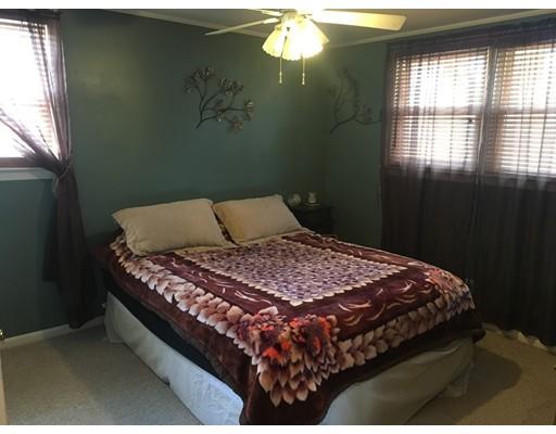73 Wakefield St, Springfield, MA 01151 photo 15