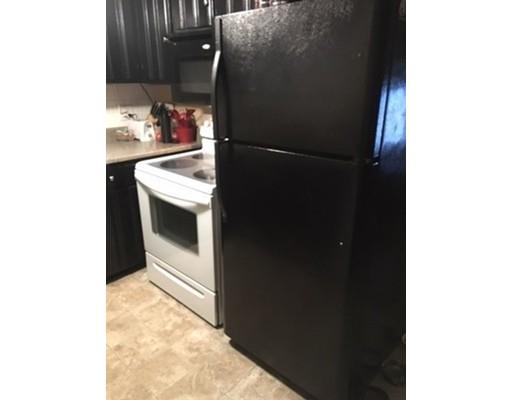73 Wakefield St, Springfield, MA 01151 photo 12