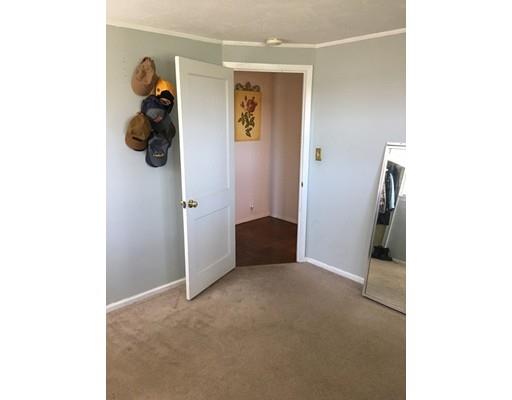 73 Wakefield St, Springfield, MA 01151 photo 18