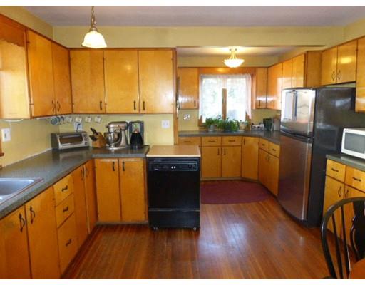 42 Clark St, Easthampton, MA 01027 photo 9