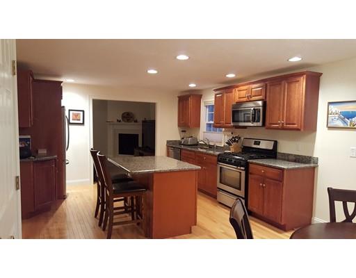 53 Margin St, Peabody, MA 01960 photo 6